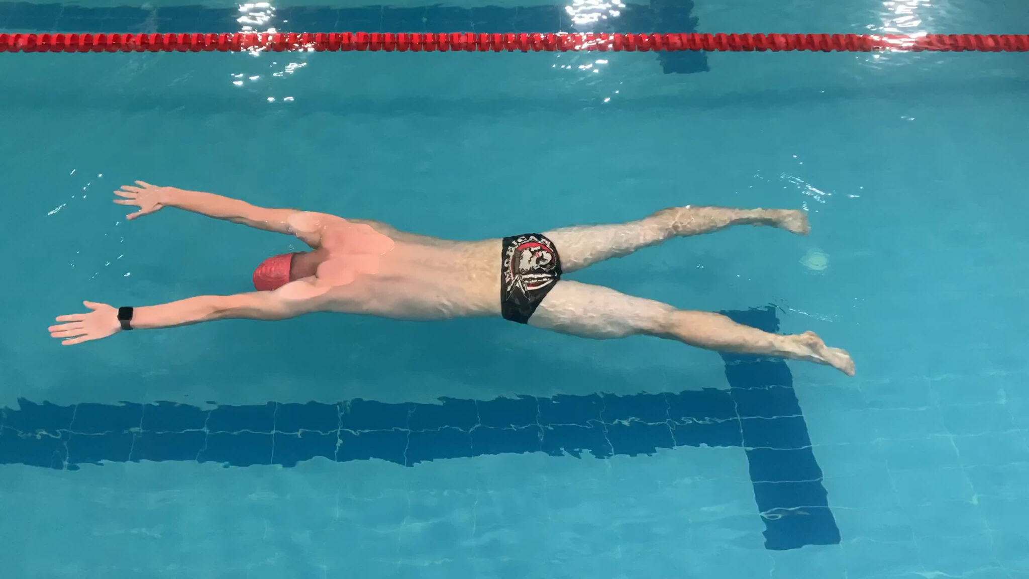 Как плавать кролем правильно: техника и советы от экспертов | ВыИскали