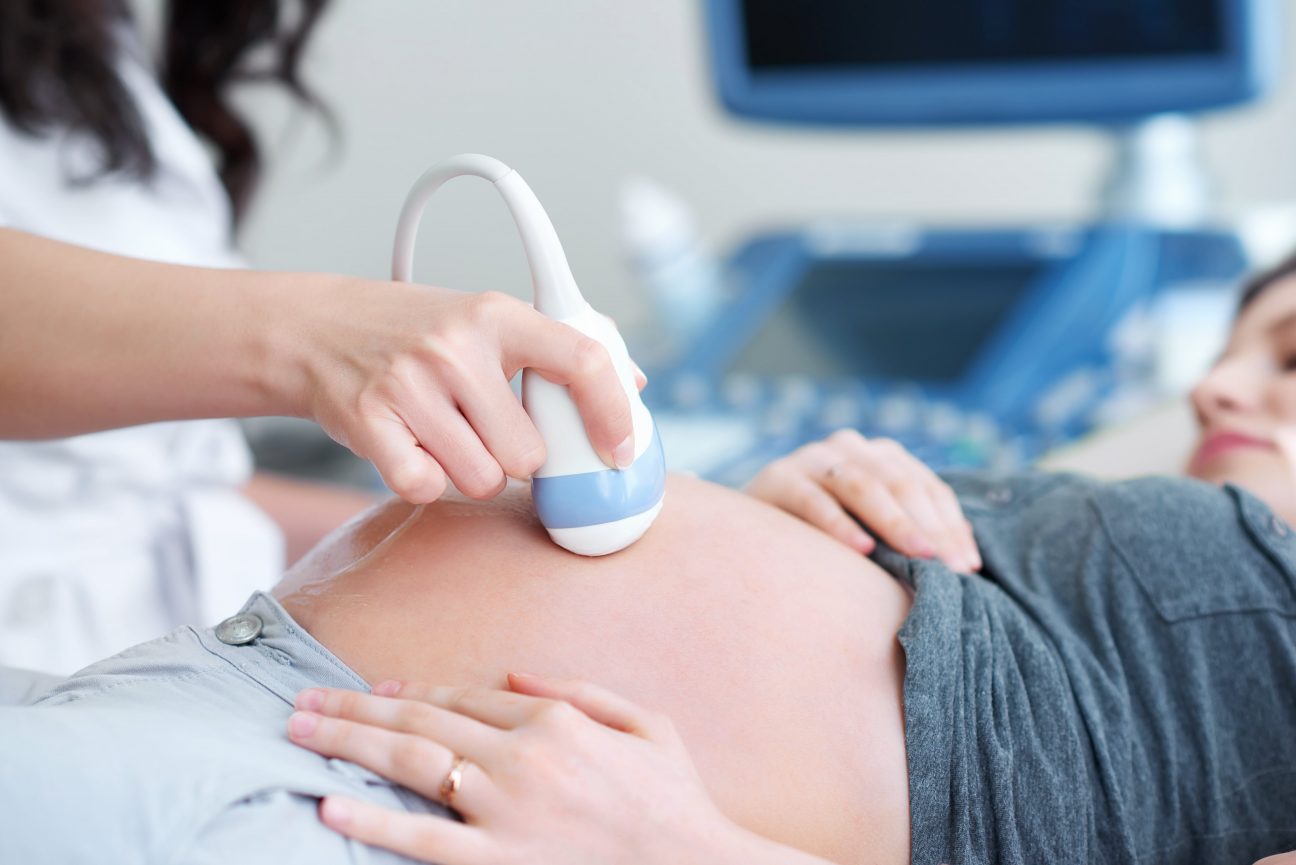 Какие анализы и исследования нужно сдать беременной