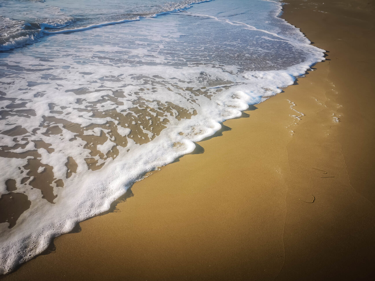 Песчаный пляж в Джемете