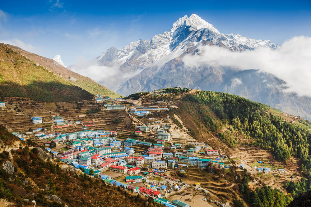 Вид на Намче-Базар, посёлок в районе Кхумбу в Непале
