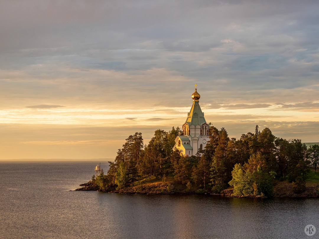 Валаам красивые храм в лесу